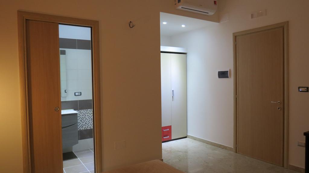 Mare Del Sud Bed and Breakfast Torre San Giovanni Ugento Rum bild